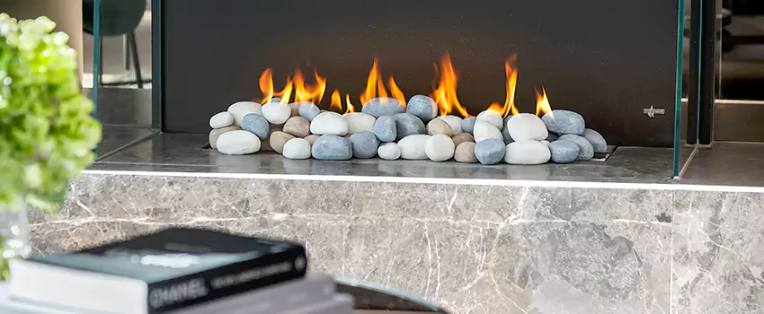 Double-Height Fireplace Design Refurbishment in Salaberry de Valleyfield, Quebec